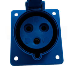 Розетка Iek Magnum ССИ-423 силовая синяя 2Р+PЕ 220В 32А IP44