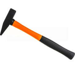 Молоток слесарный Шабашка, фиберглассовая обрезиненная ручка, 500 г